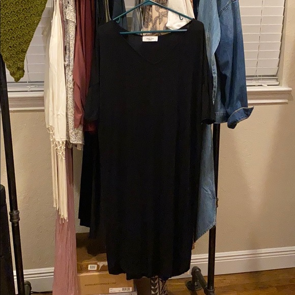 CJLA Midi Dress - Picture 2 of 3